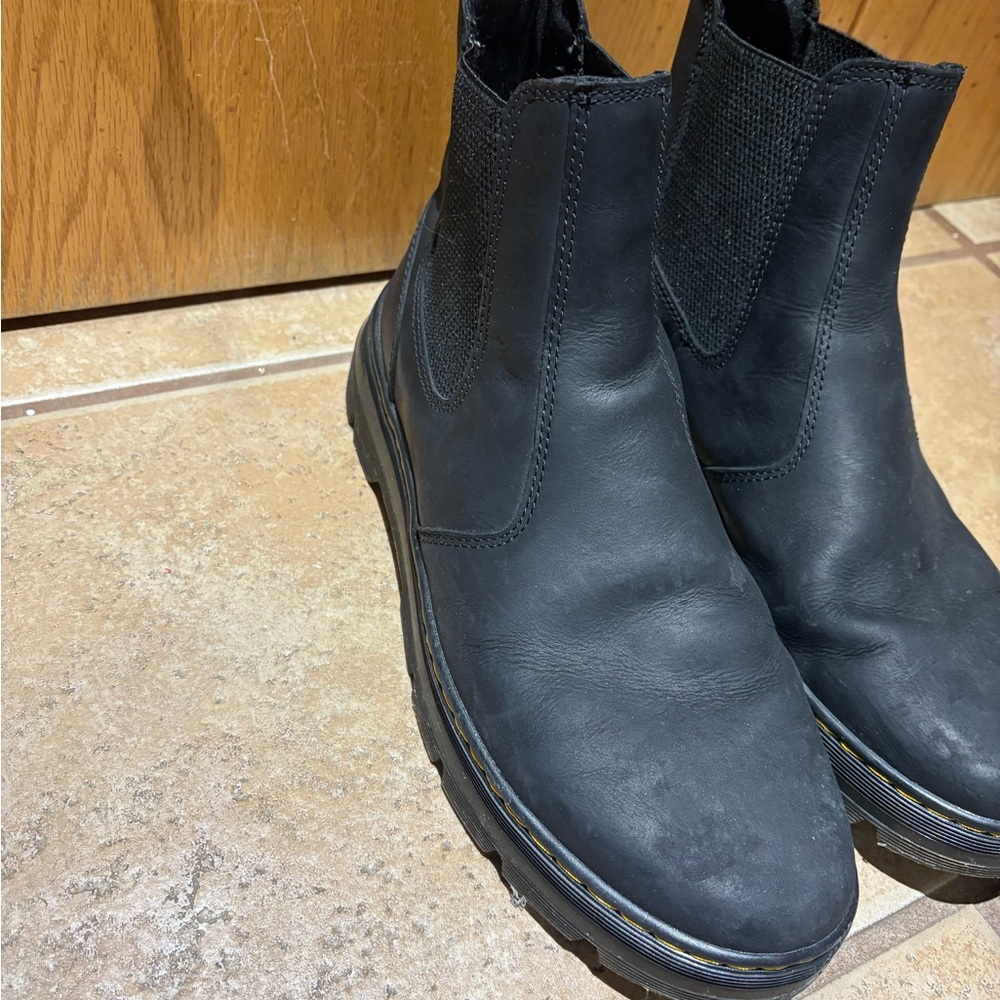 Doc Marten - Picture 2 of 2